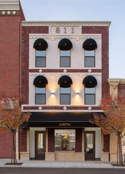Justn Downtown Paso Robles Wine Tasting Room Construction Exterior
