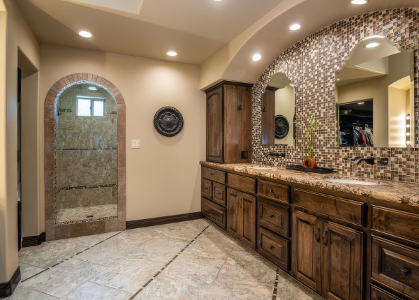 San Guillermo Atascadero Custom Home Build Master Bathroom